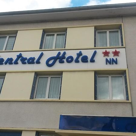 Central Hotel Сен-Приест Экстерьер фото